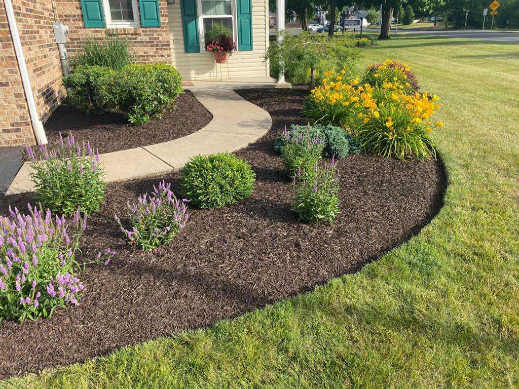 REPLACE MULCH AND SOIL LANDSCAPING COMPANY